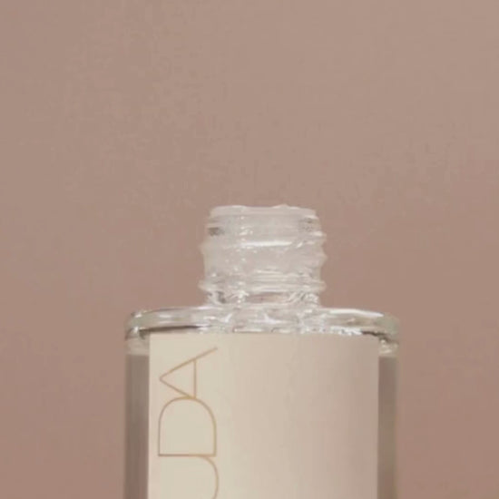 Nuda Hyaluronic Self Tanning Serum Video